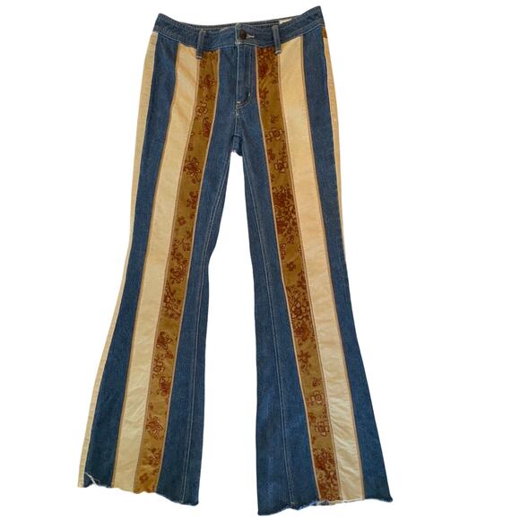 Free People Roads Low Rise Cord Flare Jean 27 Patchwork - Picture 2 of 8